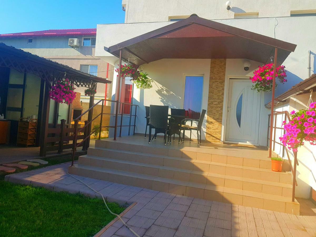 코스티네스티 Vila Sol Gemenii 아파트 외부 사진